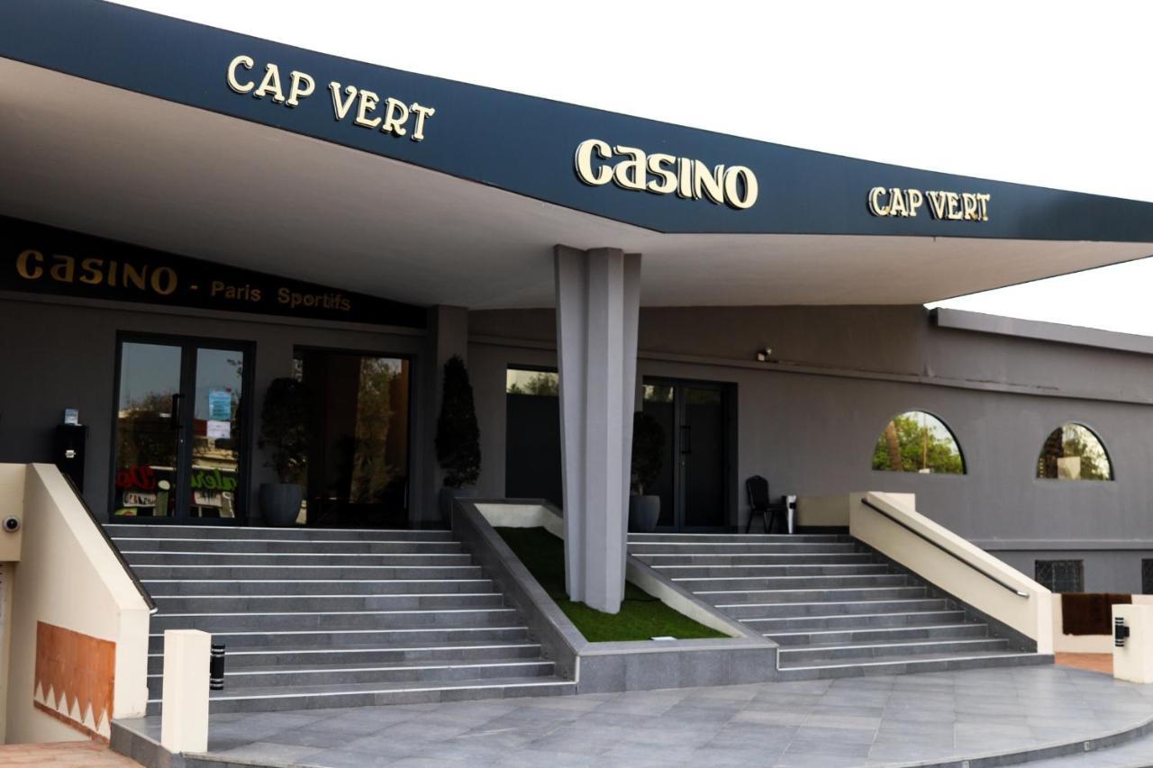 Airport Hotel Casino Du Cap-Vert Dakar Exterior photo